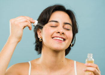 Wer profitiert am meisten von Hyaluron Serum? Altersübergreifende Vorteile für Ihre Haut